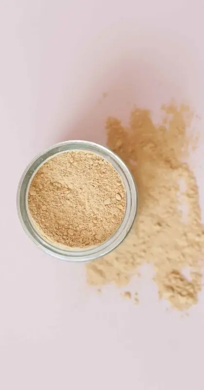 Comette Cosmetics masque pushkar face