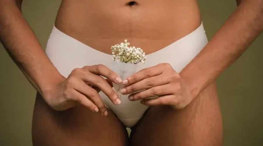 Les signes de nidation sont notamment l'absence de règles.